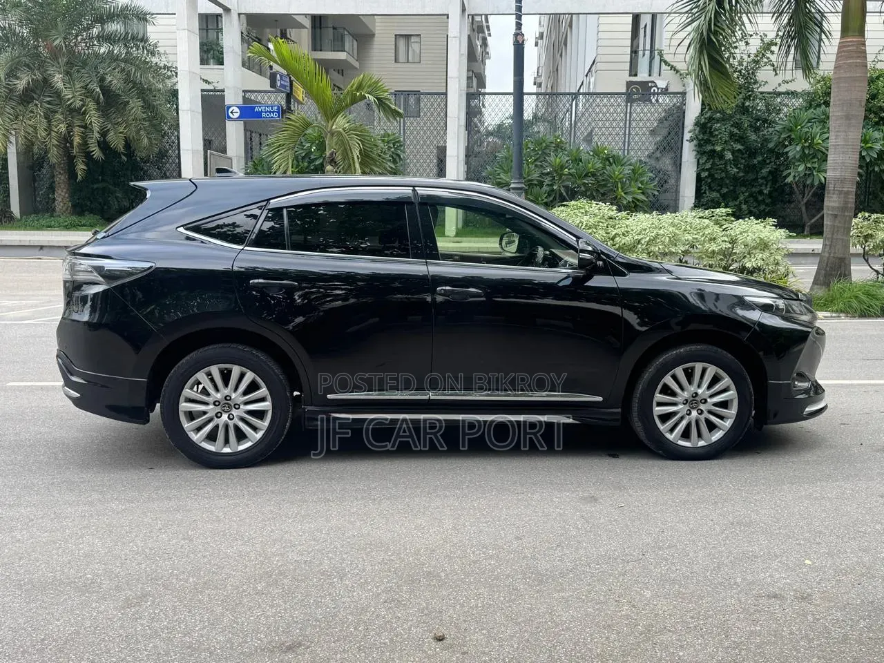 Toyota Harrier 2016 Black
