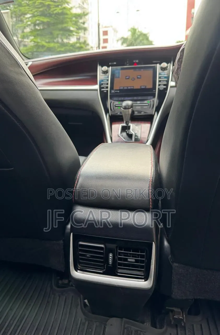 Toyota Harrier 2016 Black