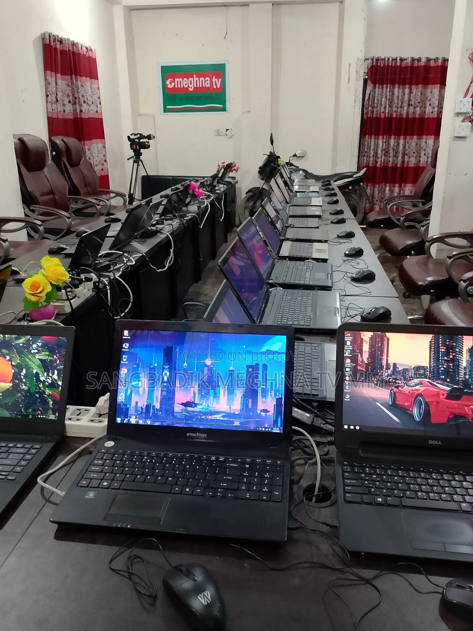 ল্যাপটপ এইচপি ৪জিবি ইন্টেল এসএসডি ৫০০জিবি