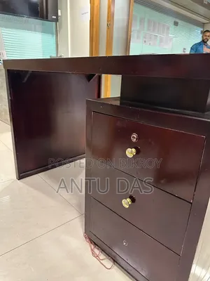 Reading Table