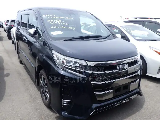 Toyota Noah 2.0 Front Wheel Drive (8 Seater) 2021 Matt Black