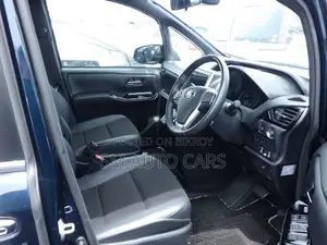 Toyota Noah 2.0 Front Wheel Drive (8 Seater) 2021 Matt Black