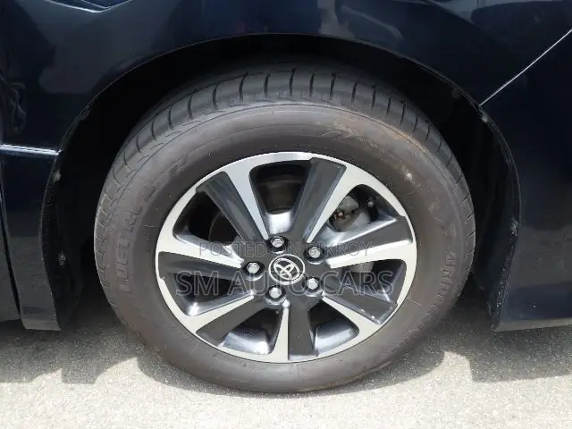 Toyota Noah 2.0 Front Wheel Drive (8 Seater) 2021 Matt Black