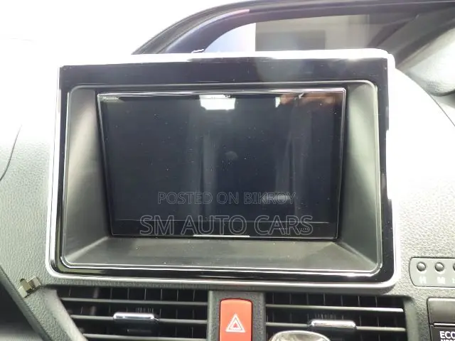Toyota Noah 2.0 Front Wheel Drive (8 Seater) 2021 Matt Black