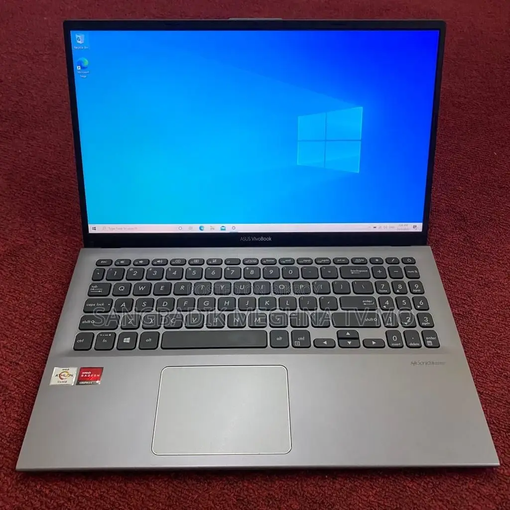 Laptop ASUS 8GB Intel SSD 512GB