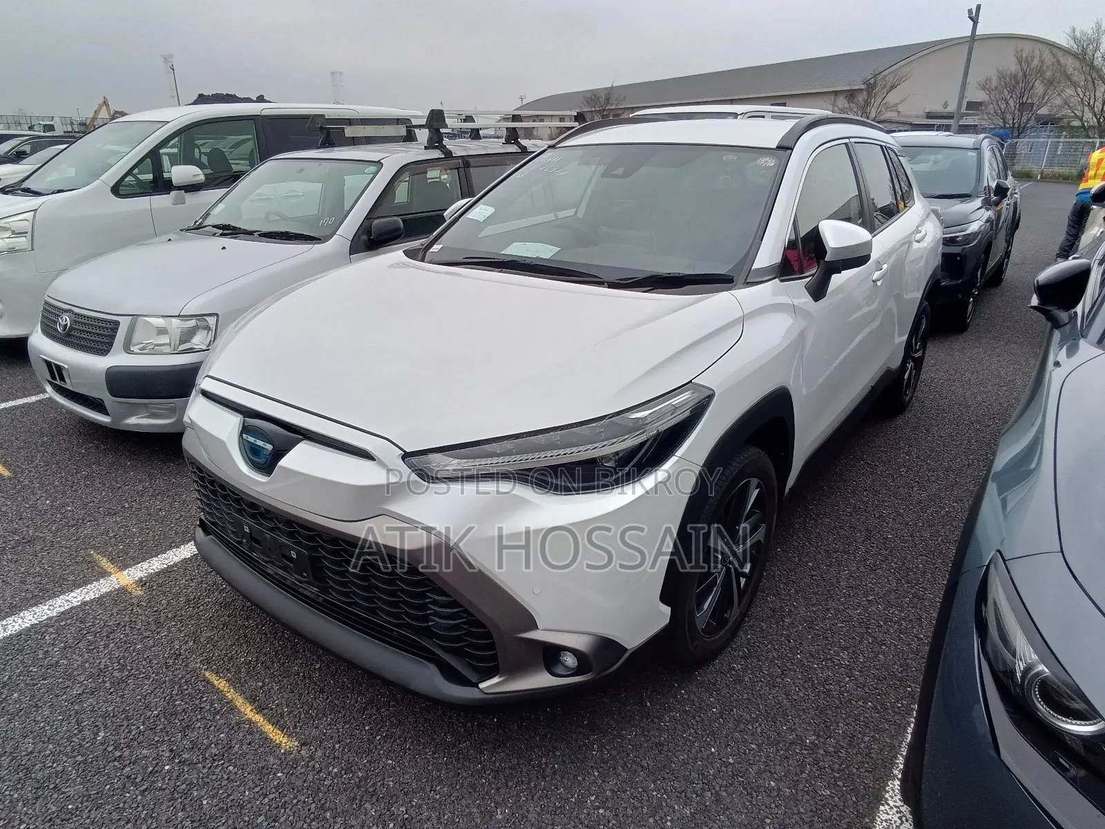 Toyota Corolla Cross 1.8 Hybrid AWD 2022 Pearl