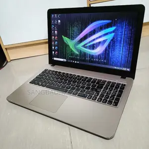 Laptop ASUS 8GB Intel SSD 512GB