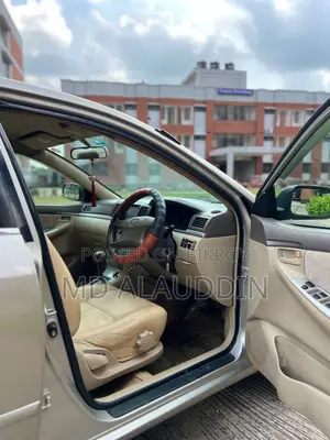 Toyota Corolla 2005 Gold