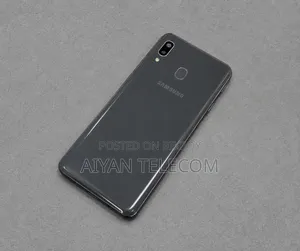 Samsung Galaxy A20 32 GB Black