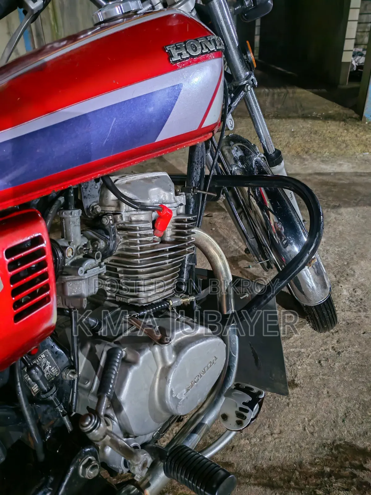 Honda 2000 Red