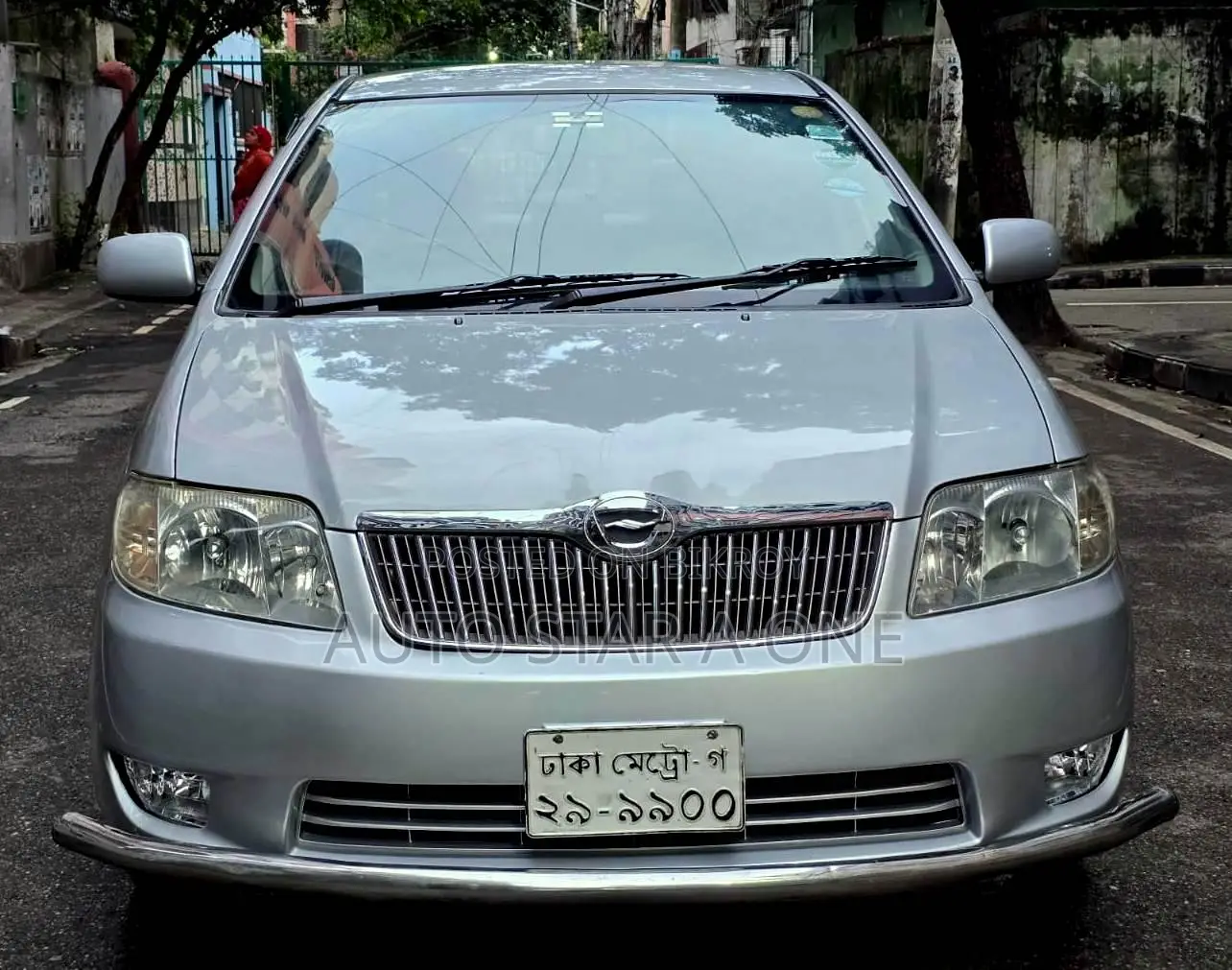টয়োটা করোলা সেডান ২০০৫ সিলভার