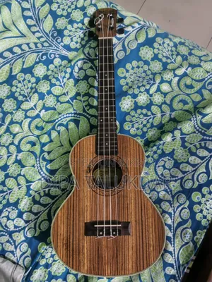 ইউকুলেলে ফর সেল
