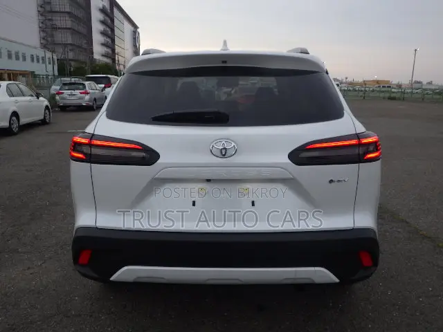Toyota Corolla Cross ২০২৬ হোয়াইট