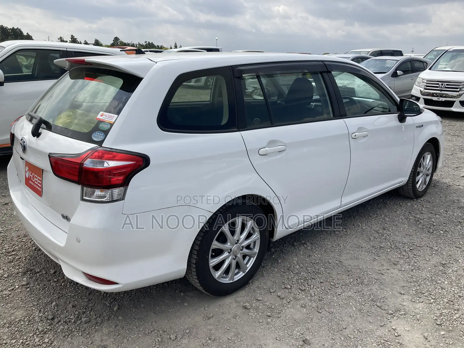 Toyota Corolla Fielder 2021 White