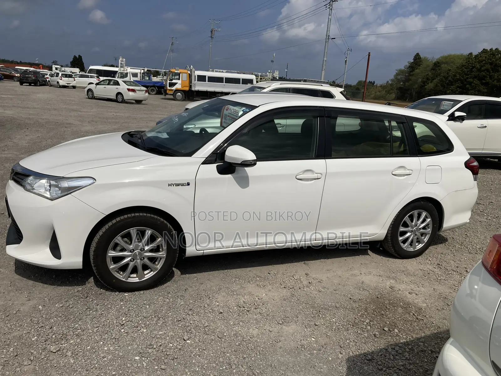 Toyota Corolla Fielder 2021 White
