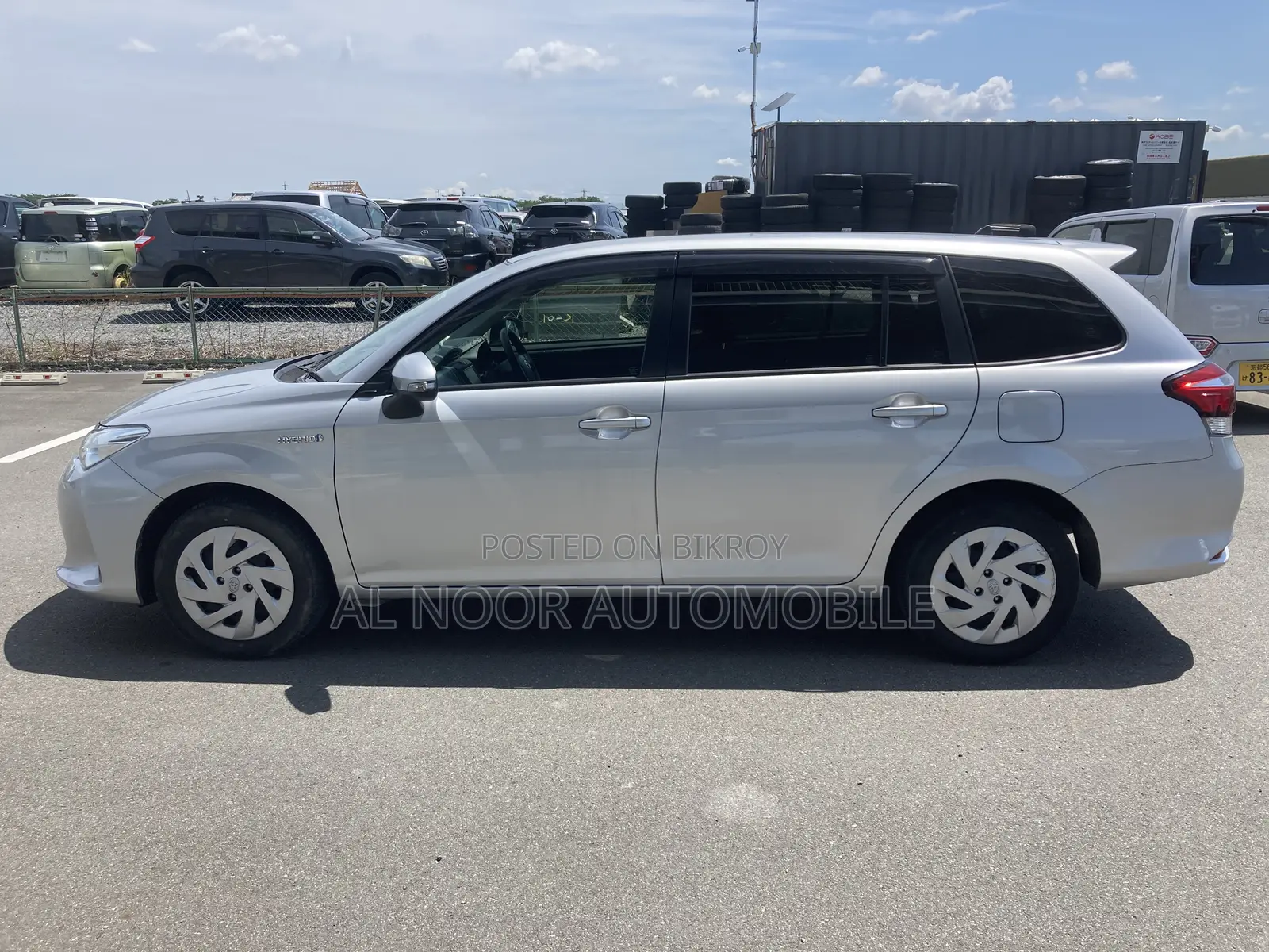 Toyota Corolla Fielder 2021 Silver