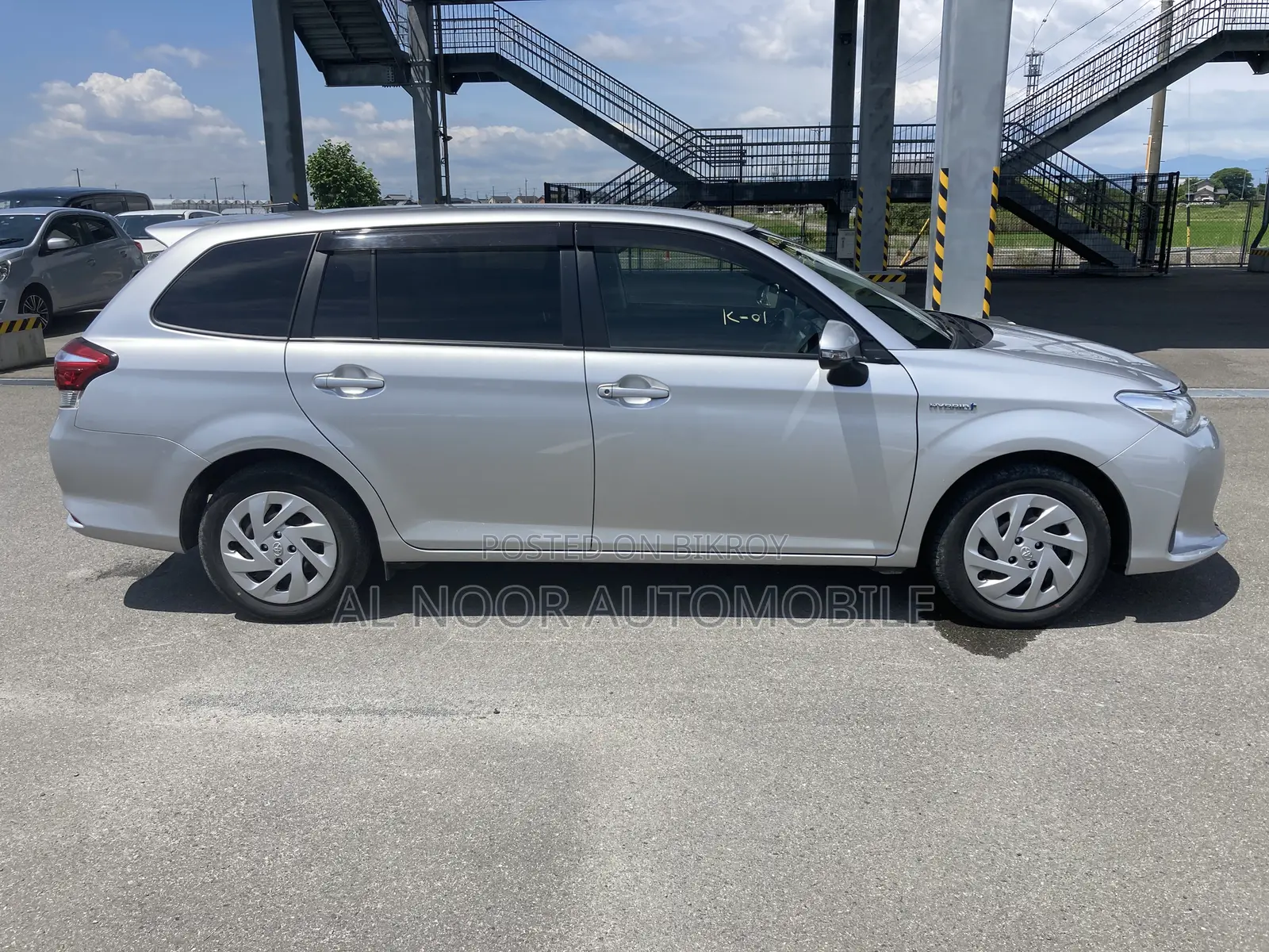 Toyota Corolla Fielder 2021 Silver
