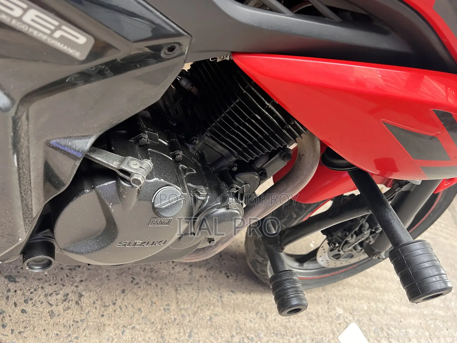 Suzuki Gixxer Fi ABS 2023 Red
