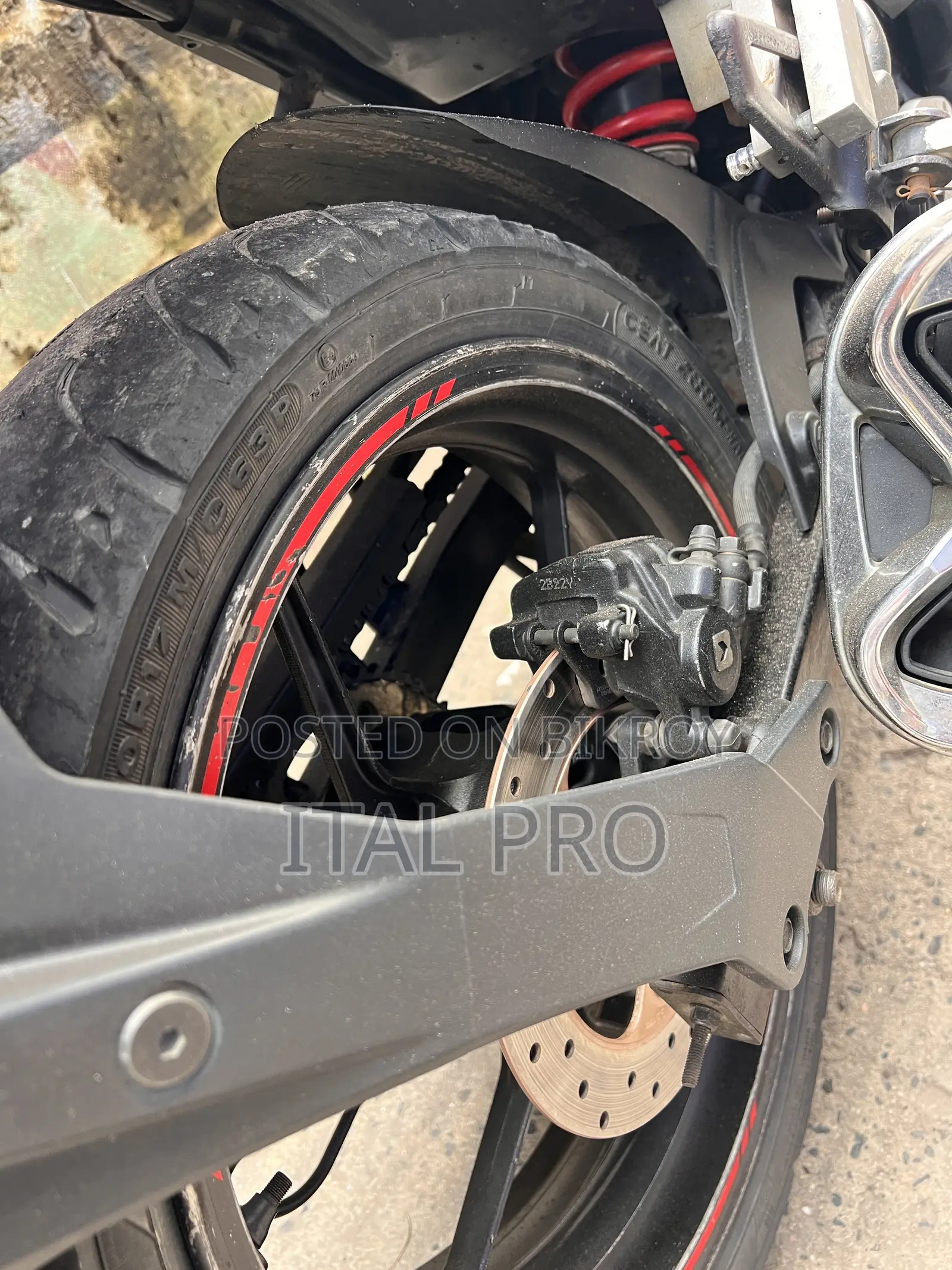 Suzuki Gixxer Fi ABS 2023 Red