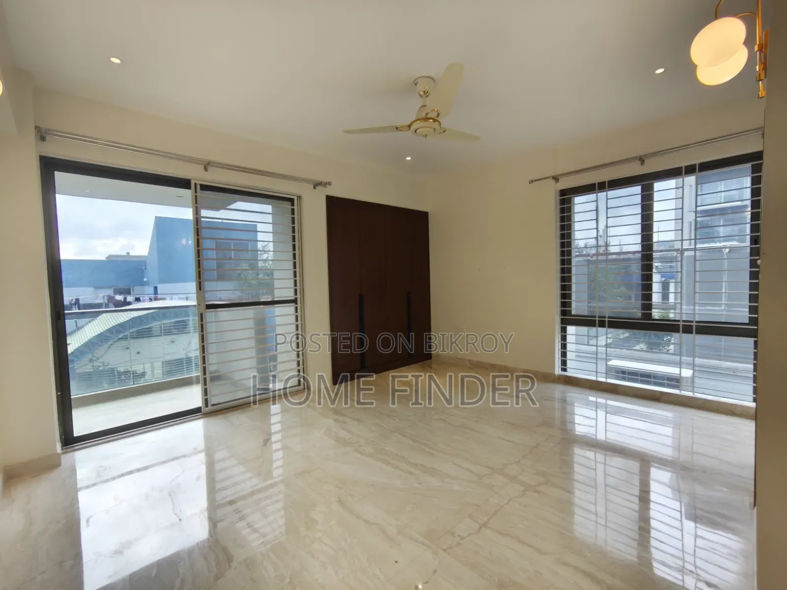 4-bedroom Apartment in Gulshan for Rent