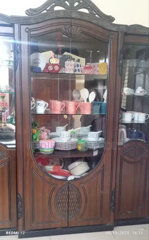 Showcase sell