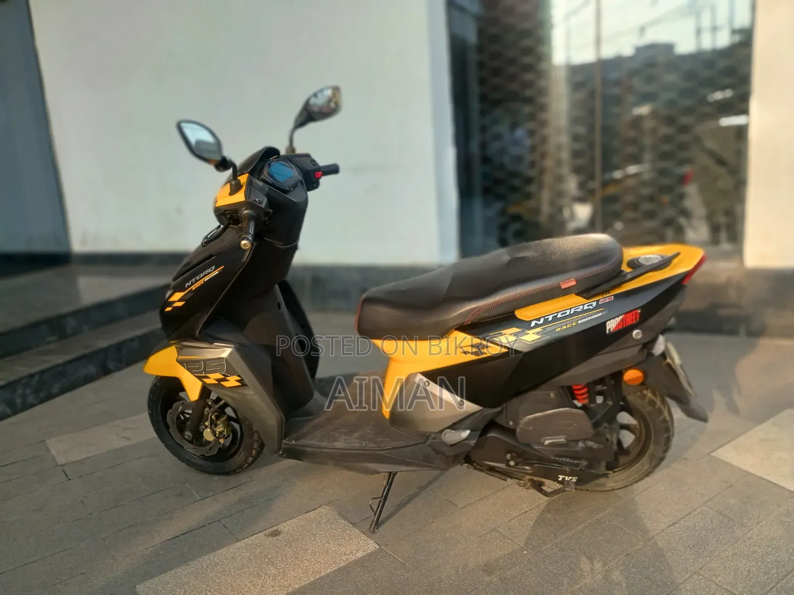 টিভিএস এনটর্ক ১২৫ ২০২২ হলুদ