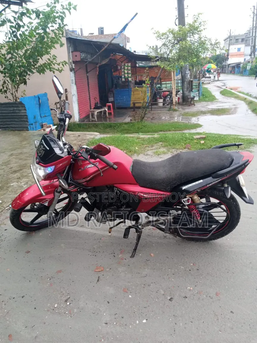 রানার টার্বো ১২৫ ২০২১ লাল