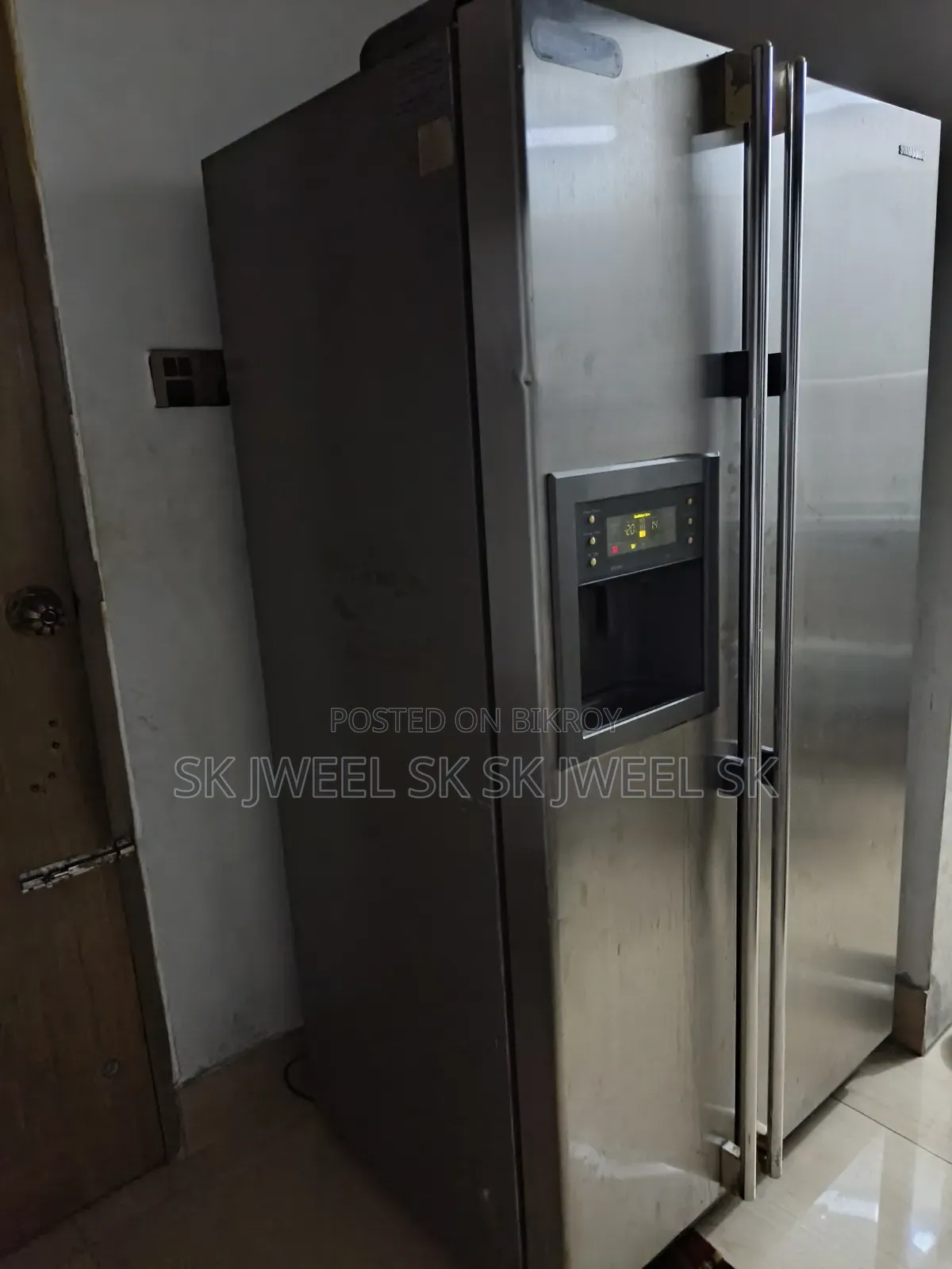 Refrigerator for sale