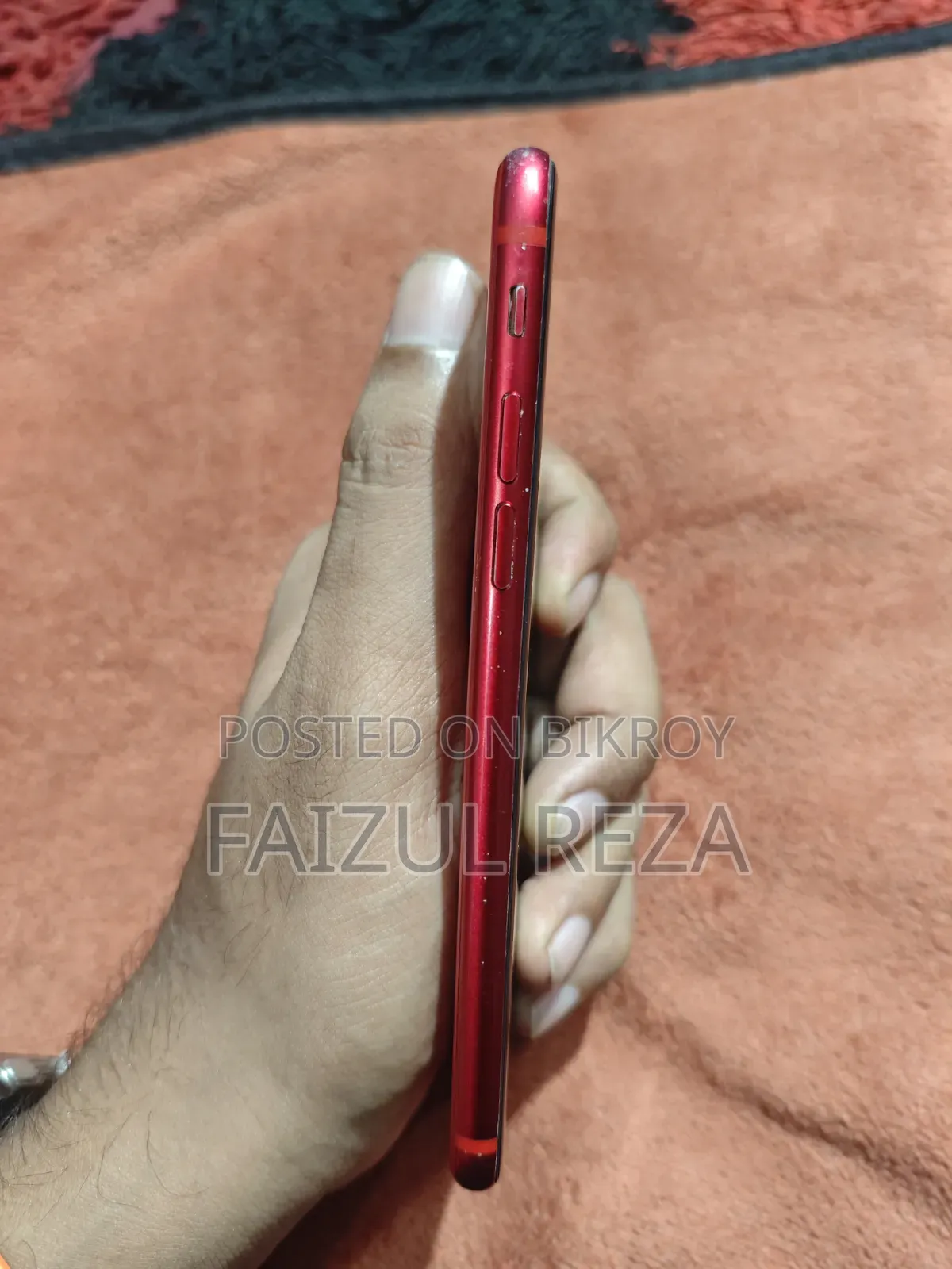 Apple iPhone SE (2020) 64 GB Red