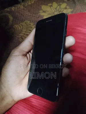 অ্যাপল আইফোন ৭ ৩২ জিবি ব্ল্যাক