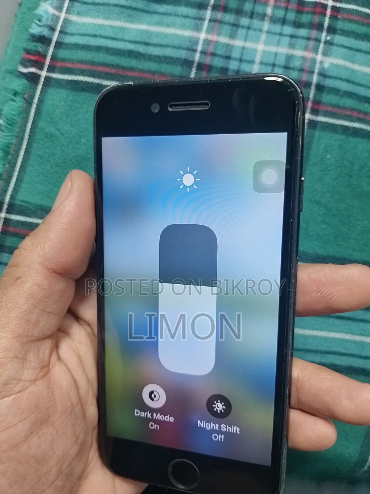 অ্যাপল আইফোন ৭ ৩২ জিবি ব্ল্যাক