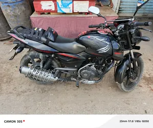 Bajaj Pulsar 150 2013 Black