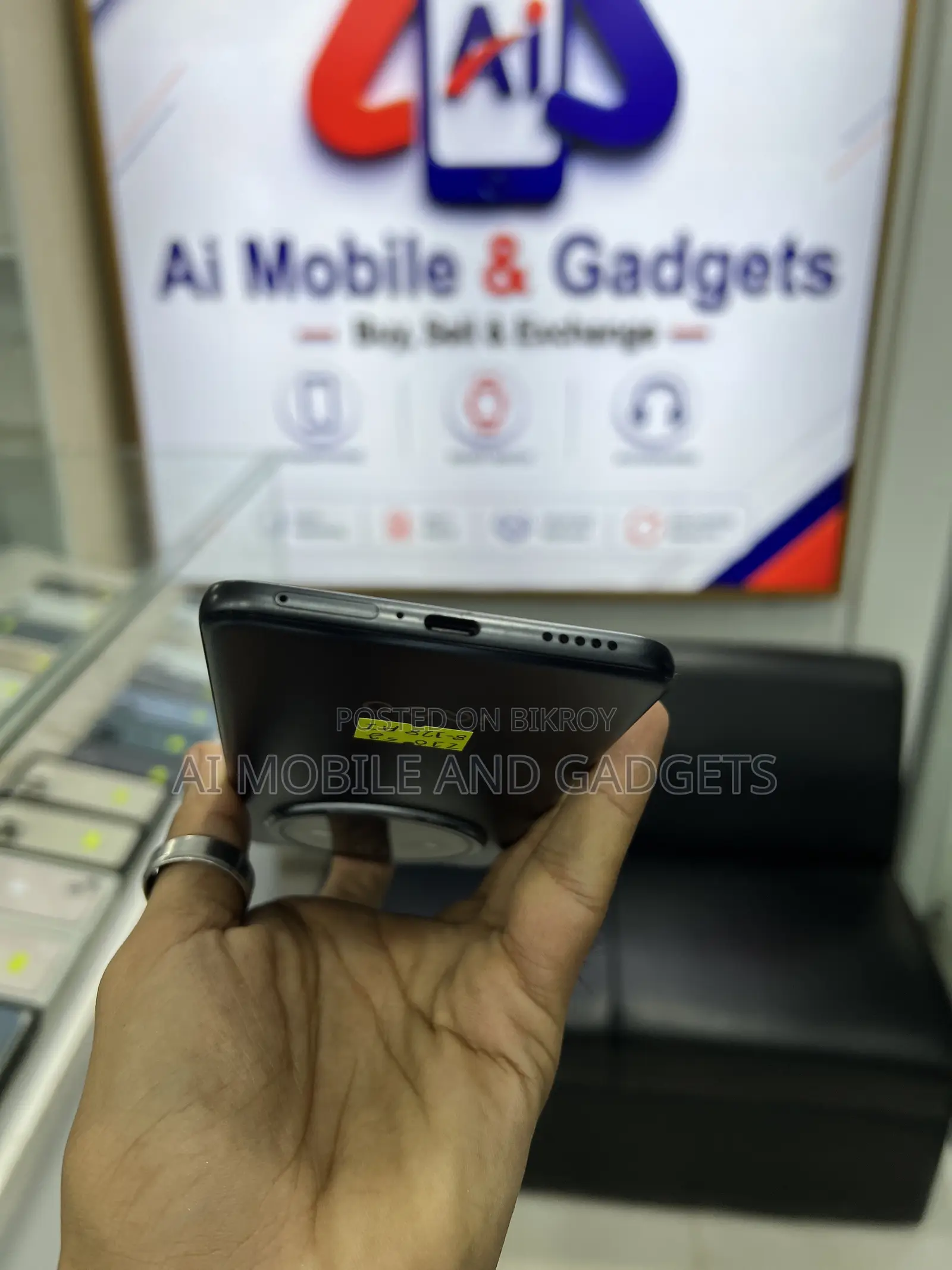 iQOO Z10 128 GB Black