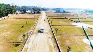 "নিসর্গ-৩" পূর্বাচল মেরিন সিটি
