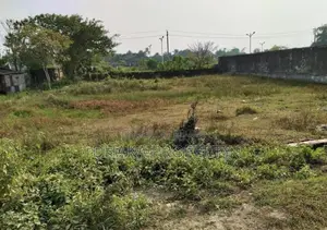 Front Open 5 Katha Park North at Sector-29