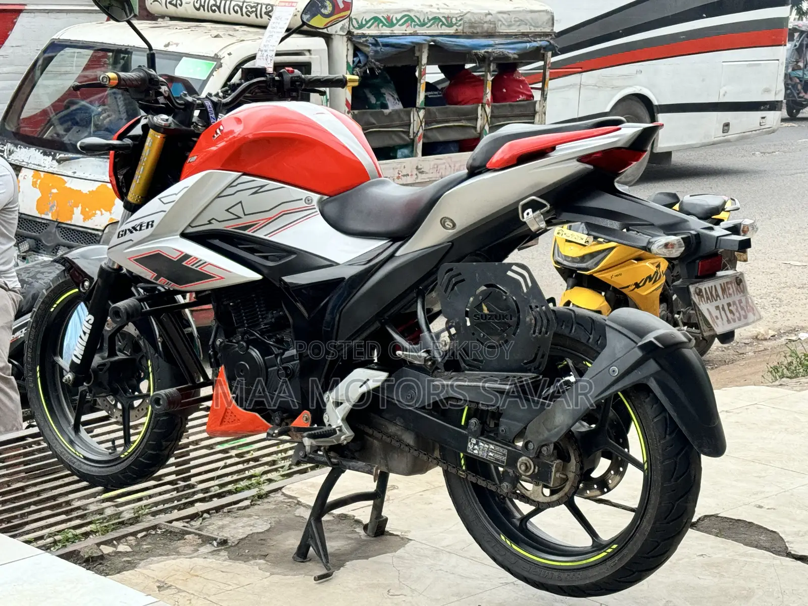 Suzuki Gixxer SF FI 2024 Silver
