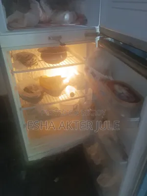 Kelvinator Fridge 200 Liter