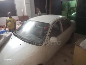 Toyota Corolla 1.3 Sedan 1993 White