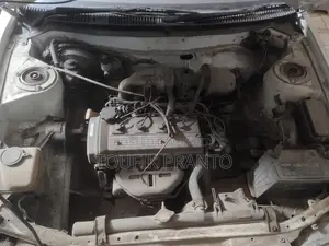 Toyota Corolla 1.3 Sedan 1993 White