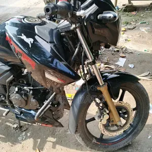 TVS Apache RTR 160 2V 2022 Black