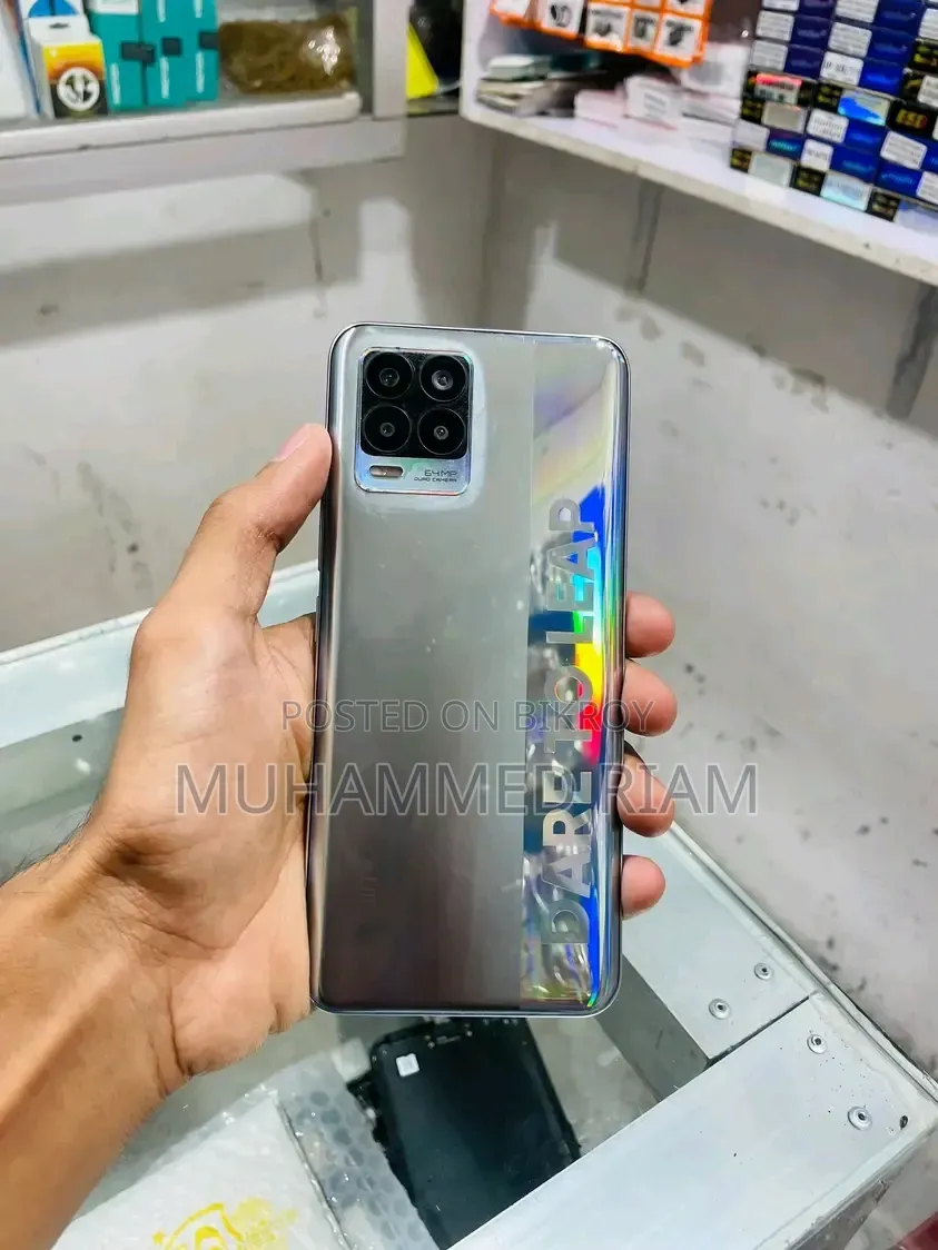 রিয়েলমি ৮ প্রো ১২৮ জিবি ব্ল্যাক