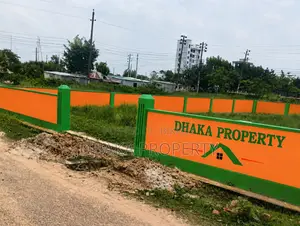 সেক্টর-৯ এ ৪৬ ফুট জোড়া ৬ কাঠা পার্ক সাউথ