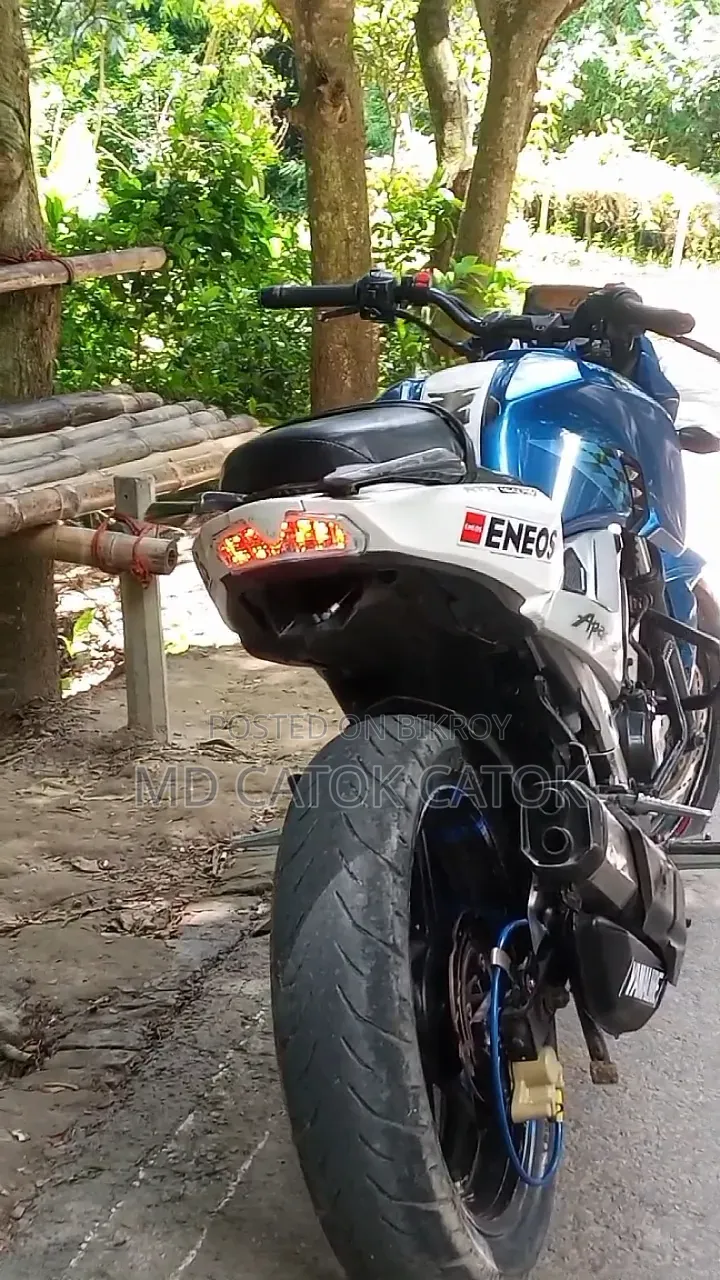 TVS Apache RTR 160 4V 2019 Blue
