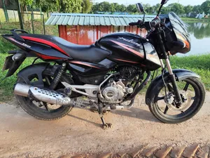 Bajaj Pulsar 150 2015 Black