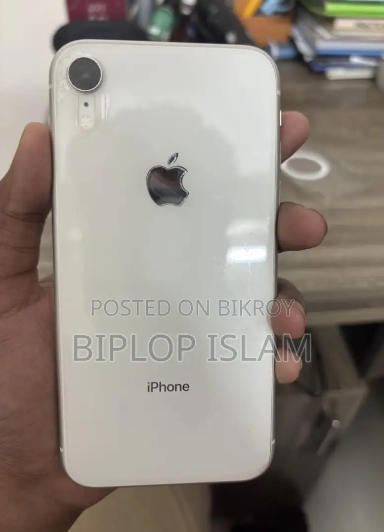 Apple iPhone XR 64 GB White