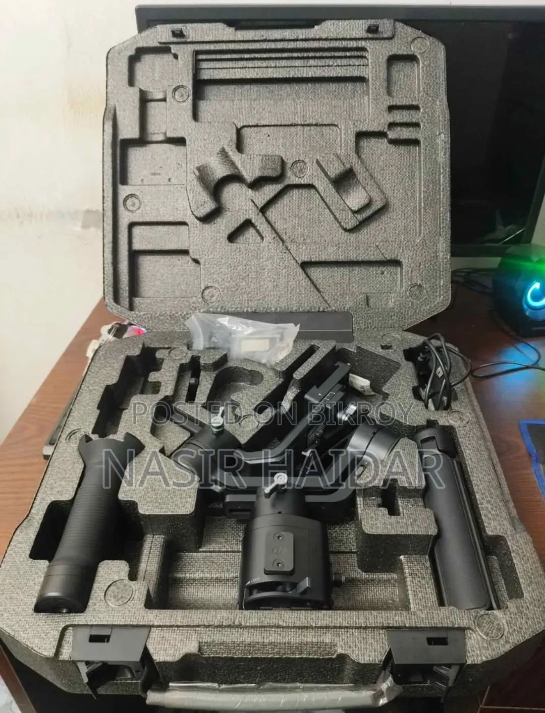 DJI Ronin-Sc Handheld 3-Axis Camera Gimbal Stabilizer