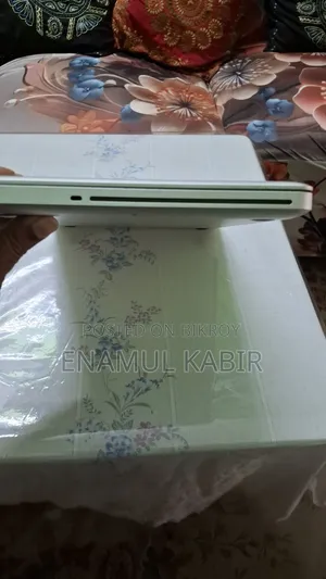 Laptop Apple MacBook 2012 16GB Intel Core 7 HDD 320GB