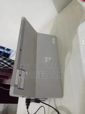 ল্যাপটপ মাইক্রোসফট সারফেস গো ৪জিবি ইন্টেল কোর ২ কোয়াড এসএসডি ১২৮জিবি
