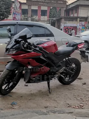 Yamaha R15 V3 ২০২১ রেড