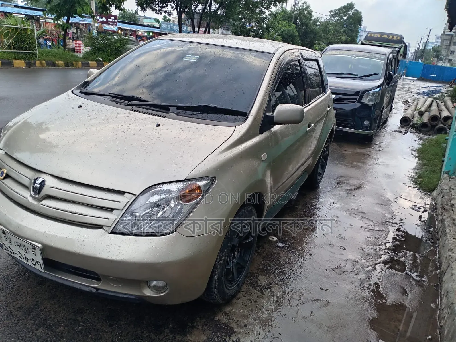Toyota IST 2004 Silver